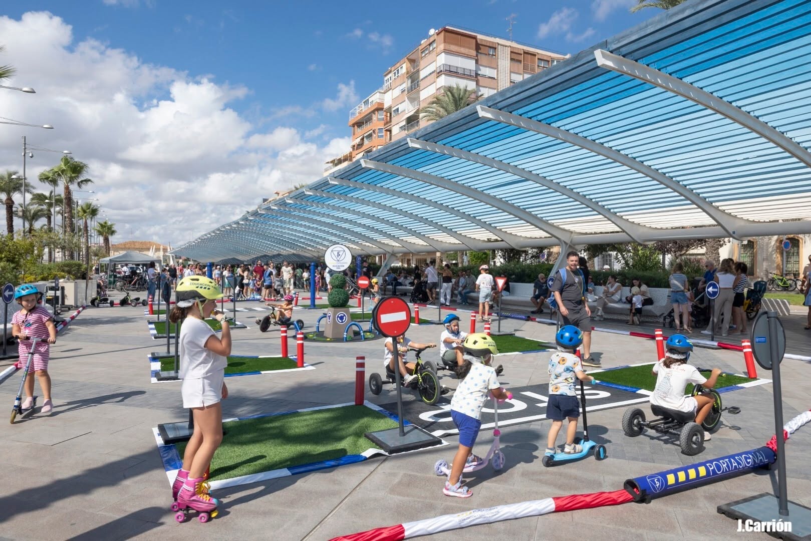 Torrevieja busca completar las diversas alternativas que permitan reducir el uso del vehículo privado y mejorar la movilidad urbana Torrevieja busca completar las diversas alternativas que permitan reducir el uso del vehículo privado y mejorar la movilidad urbana