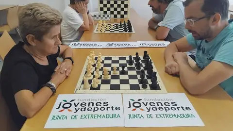 AEXPAINBA sigue apostando junto a Ajoblanco por el ajedrez como punto de encuentro AEXPAINBA sigue apostando junto a Ajoblanco por el ajedrez como punto de encuentro