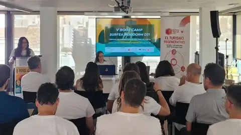 Benidorm acoge Boot Camp Surfea Benidorm DTI, una jornada centrada en el turismo regenerativo en destinos de costa Benidorm acoge Boot Camp Surfea Benidorm DTI, una jornada centrada en el turismo regenerativo en destinos de costa