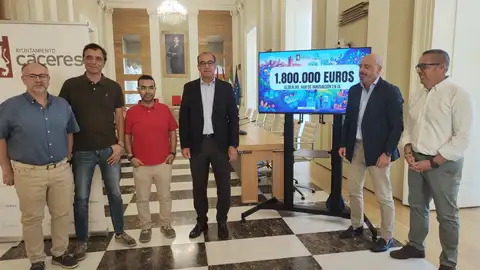 Cáceres destina 1,8 millones de euros para convertir AldeaLab en un polo de innovación en IA con nuevos espacios Cáceres destina 1,8 millones de euros para convertir AldeaLab en un polo de innovación en IA con nuevos espacios