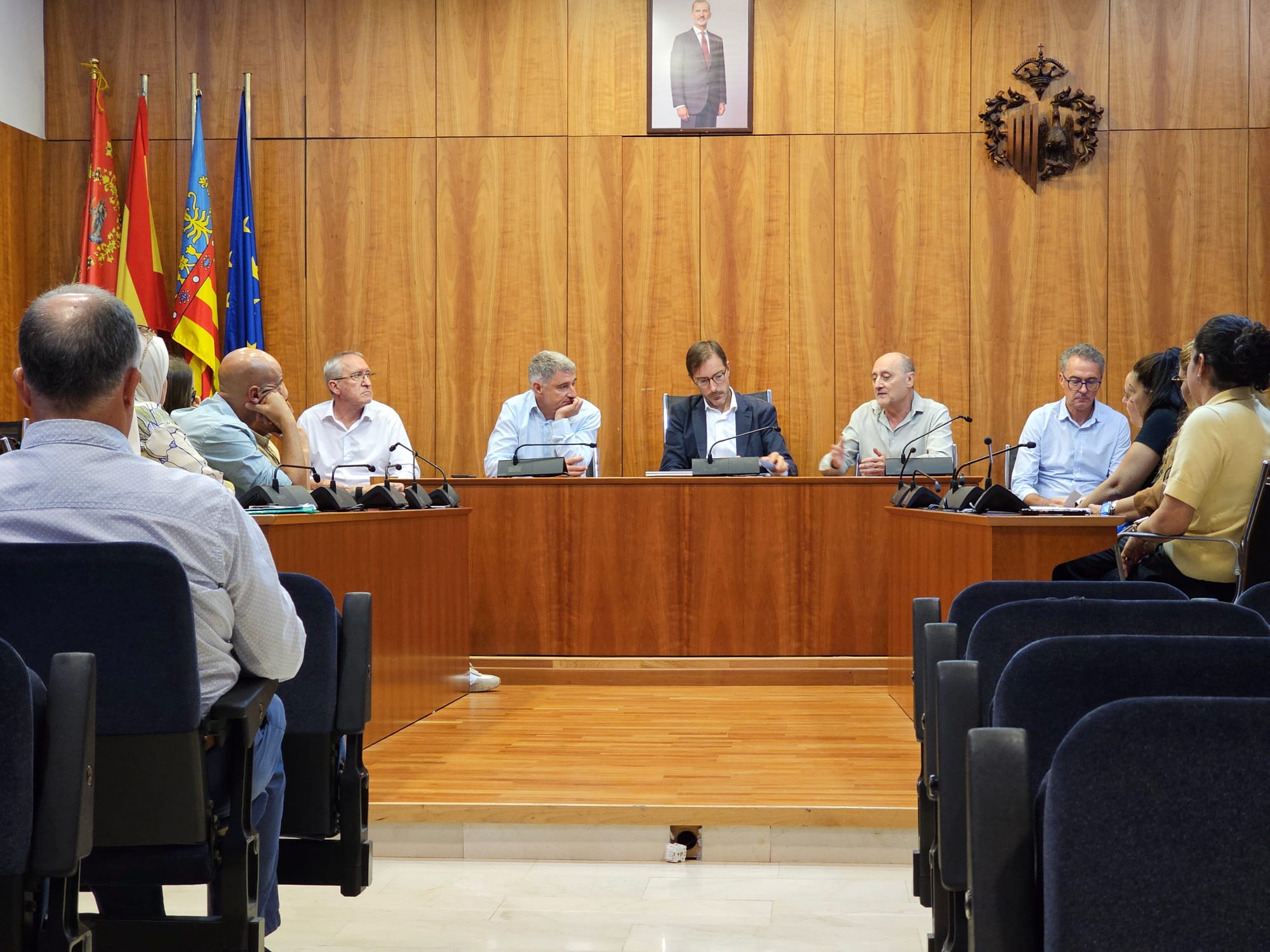 Las aulas provisionales del CEIP Virgen de la Puerta de Orihuela se instalarán finalmente en la pista deportiva del IES Las Espeñetas Las aulas provisionales del CEIP Virgen de la Puerta de Orihuela se instalarán finalmente en la pista deportiva del IES Las Espeñetas