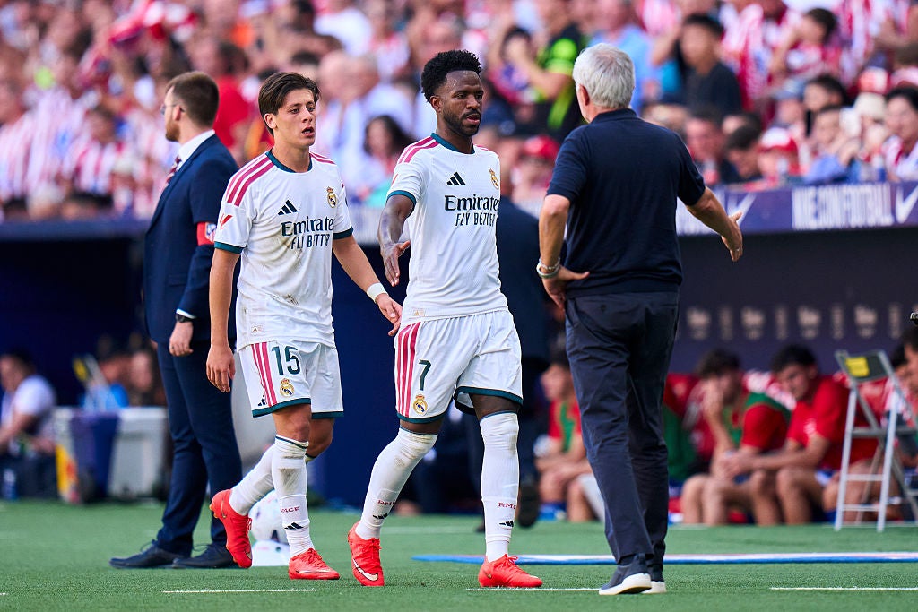 Vinicius, señalado tras el derbi: ¿será suplente tras el parón de selecciones? Vinicius, señalado tras el derbi: ¿será suplente tras el parón de selecciones?
