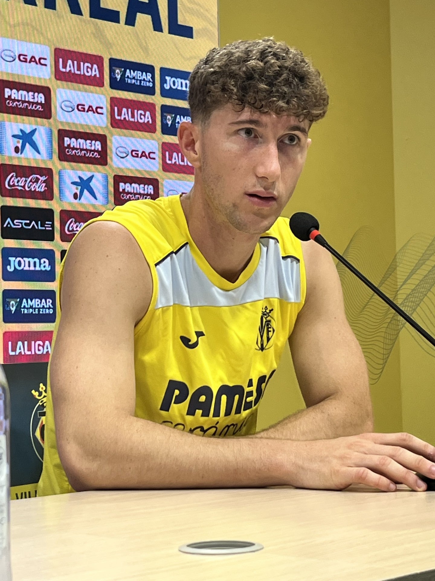 Pau Navarro ya es una realidad: 50 partidos con el Villarreal Pau Navarro ya es una realidad: 50 partidos con el Villarreal
