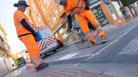 L’Alfàs mejora la seguridad vial con el repintado de 78 pasos de peatones L’Alfàs mejora la seguridad vial con el repintado de 78 pasos de peatones