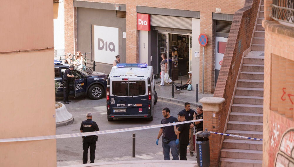 Zona del barrio de Barcenillas en Málaga, cerca de donde dispararon al joven de 20 años que murió después.