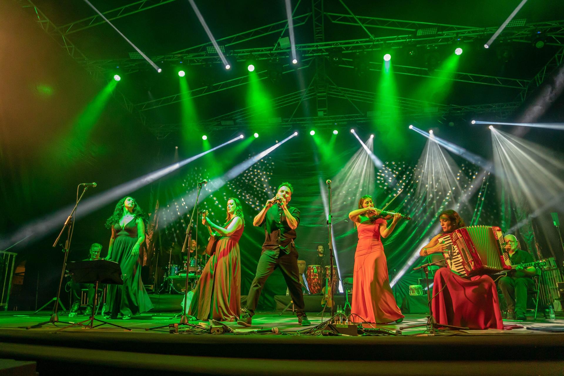 Acetre celebra su 50º aniversario junto a invitados y amigos en un concierto en el Teatro López de Ayala de Badajoz Acetre celebra su 50º aniversario junto a invitados y amigos en un concierto en el Teatro López de Ayala de Badajoz