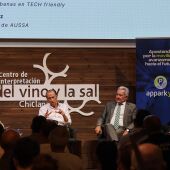 Instantes de la jornada celebrada en el Centro del Vino y la Sal