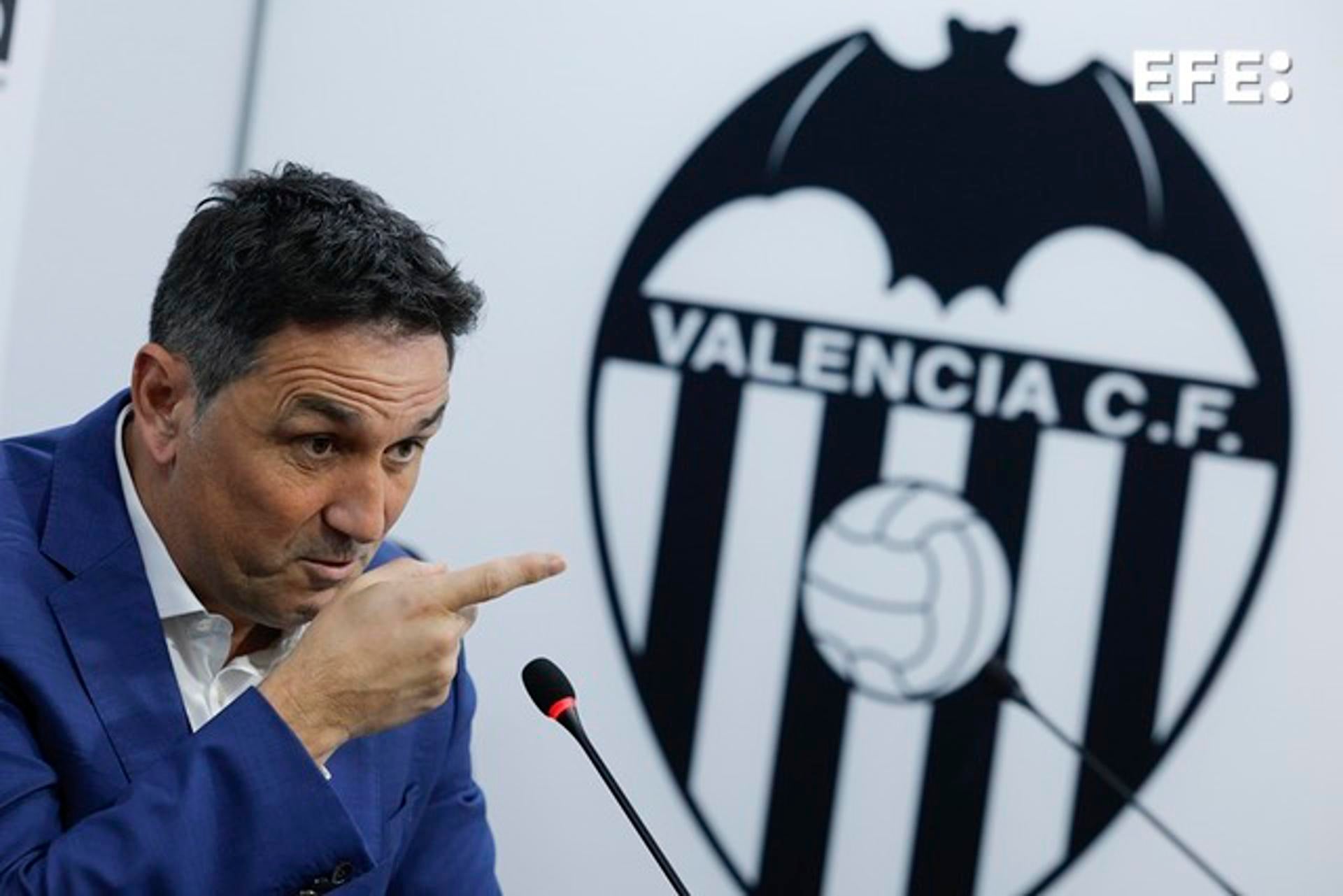 Braulio: “A Aguirre no le asusta el contexto del Valencia, viene con mucha ambición” Braulio: “A Aguirre no le asusta el contexto del Valencia, viene con mucha ambición”