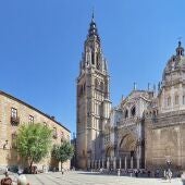 La catedral de Toledo, en cerámica de cuerda seca 