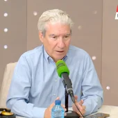 Casimiro García-Abadillo señala que sólo puede haber una explicación a que Pedro Sánchez insista en que Zapatero es un activo: "Están unidos por alguna causa" Casimiro García-Abadillo señala que sólo puede haber una explicación a que Pedro Sánchez insista en que Zapatero es un activo: "Están unidos por alguna causa"