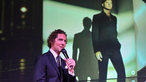David Bisbal, en la presentaci&oacute;n del disco Eternos.