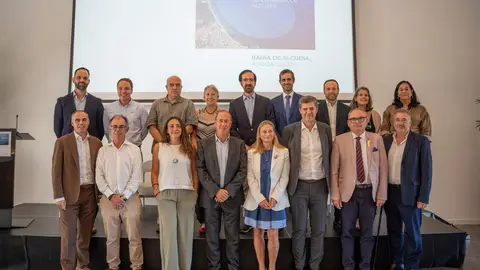 Instituciones y asociaciones hoteleras crean un protocolo para abordar el futuro de la bahía de Alcúdia Instituciones y asociaciones hoteleras crean un protocolo para abordar el futuro de la bahía de Alcúdia