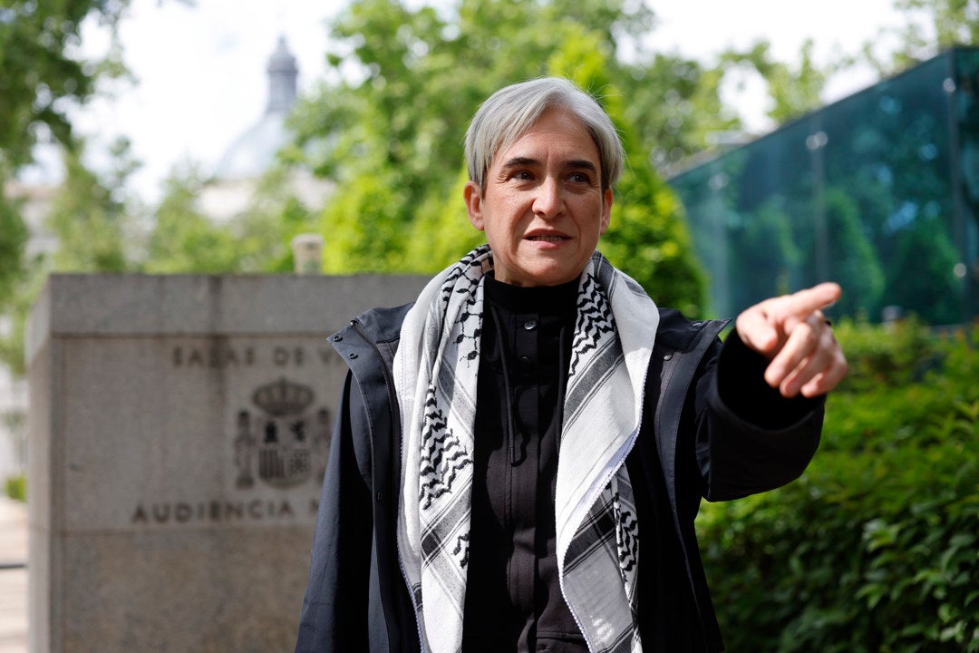 Ada Colau se muestra abierta a ser candidata a las elecciones generales si se presenta un "frente realmente amplio" Ada Colau se muestra abierta a ser candidata a las elecciones generales si se presenta un "frente realmente amplio"