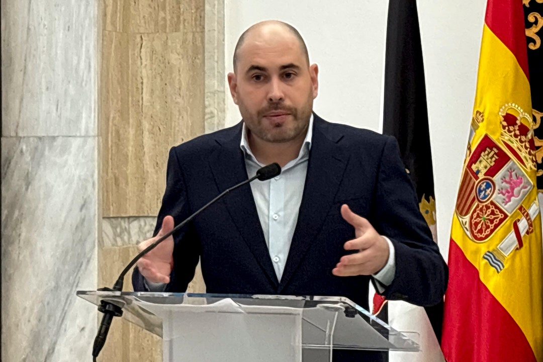 El delegado de Gobierno en Ceuta, Miguel Ángel Pérez Triano, en una imagen de archivo durante una rueda de prensa. El delegado de Gobierno en Ceuta, Miguel Ángel Pérez Triano, en una imagen de archivo durante una rueda de prensa.