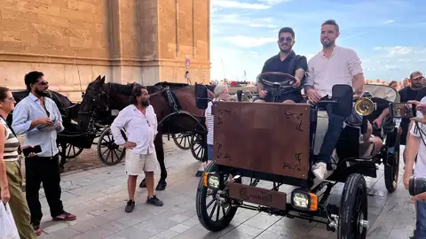 Las calesas eléctricas sin caballos podrían ser una realidad el año que viene en Palma, según la empresa que ha presentado un prototipo Las calesas eléctricas sin caballos podrían ser una realidad el año que viene en Palma, según la empresa que ha presentado un prototipo