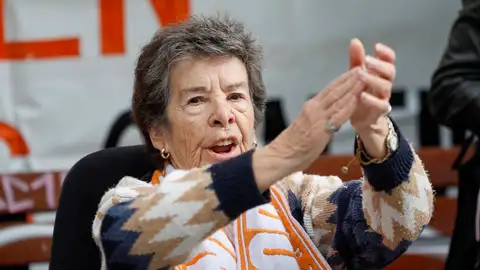 Maricarmen, la mujer de 87 años que fue desahuciada de su casa en el barrio madrileño de Retiro Maricarmen, la mujer de 87 años que fue desahuciada de su casa en el barrio madrileño de Retiro