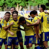 El Orihuela CF paga sus errores ante el Castellón B pese a un buen inicio de partido 