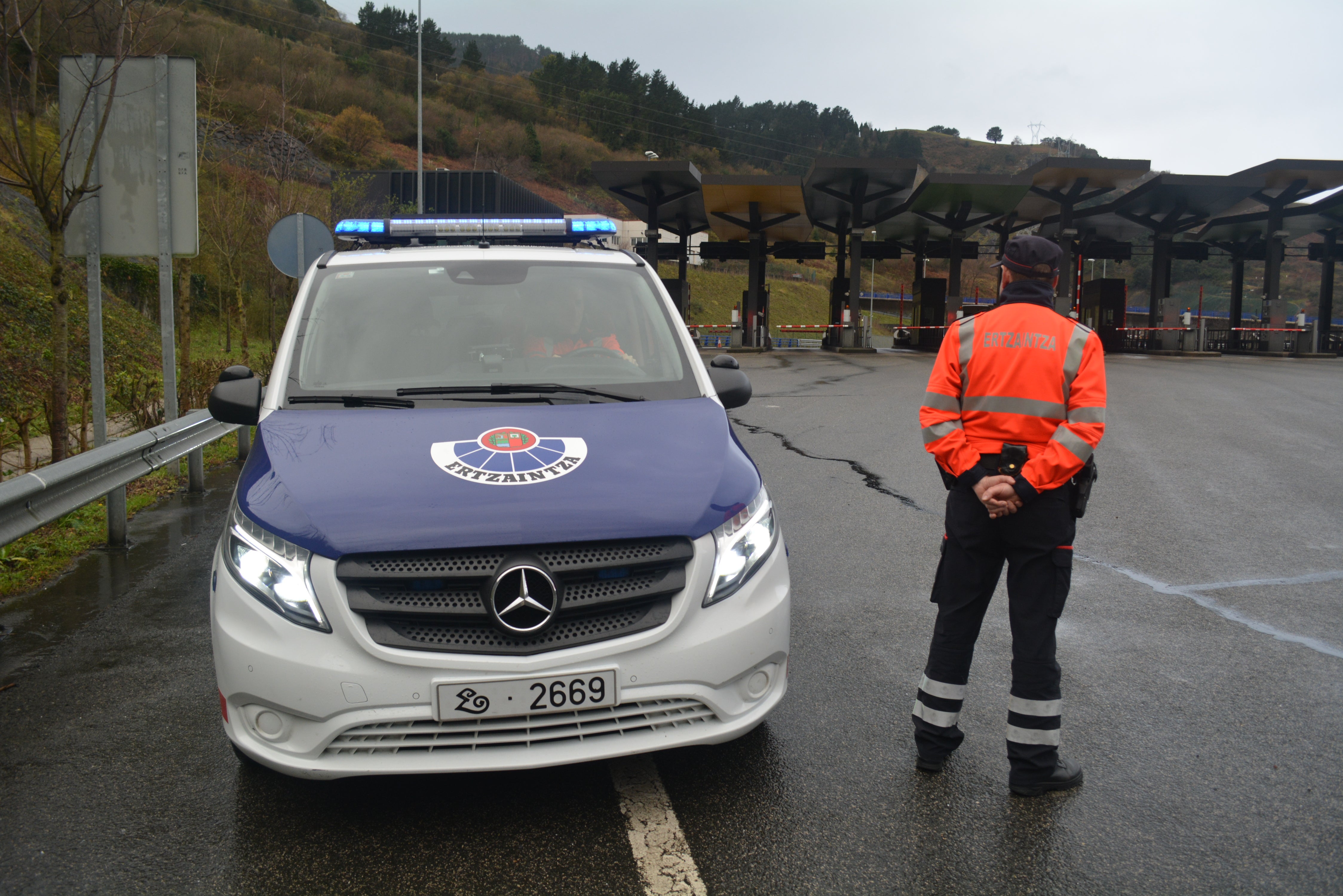 Detenido un conductor de camión en Salvatierra por conducir en zigzag y bajo la influencia del alcohol Detenido un conductor de camión en Salvatierra por conducir en zigzag y bajo la influencia del alcohol