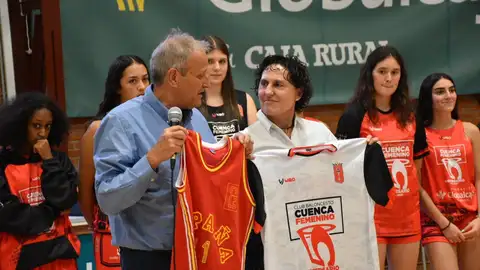 50º ANIVERSARIO CB CUENCA FEMENINO 50º ANIVERSARIO CB CUENCA FEMENINO