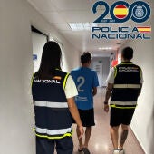 Detenidos dos hombres en Castellón por un robo con alunizaje en un establecimiento de la Avenida Valencia