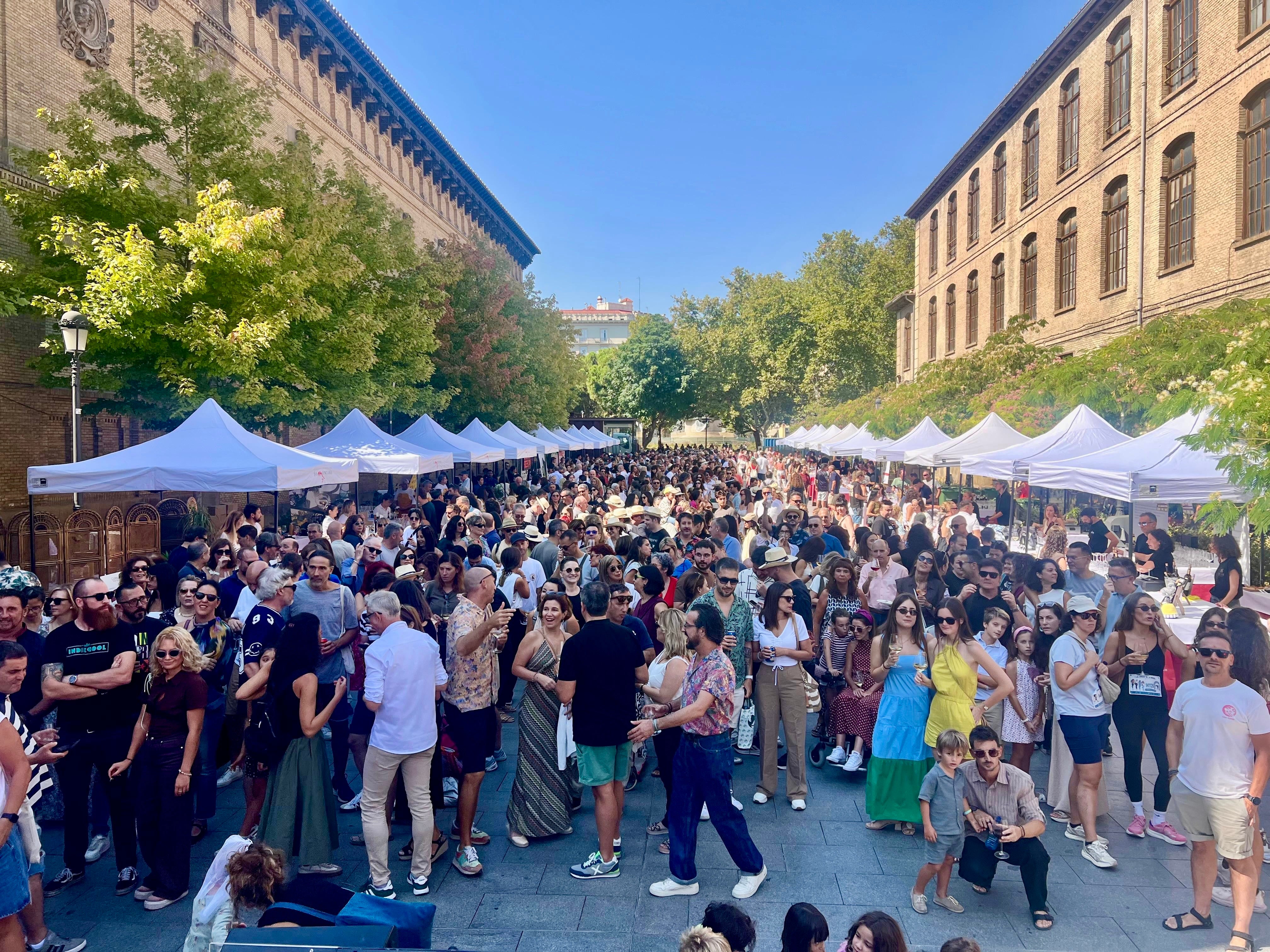 ZaraGOZA Vino Somontano en ruta y con vermut musical ZaraGOZA Vino Somontano en ruta y con vermut musical