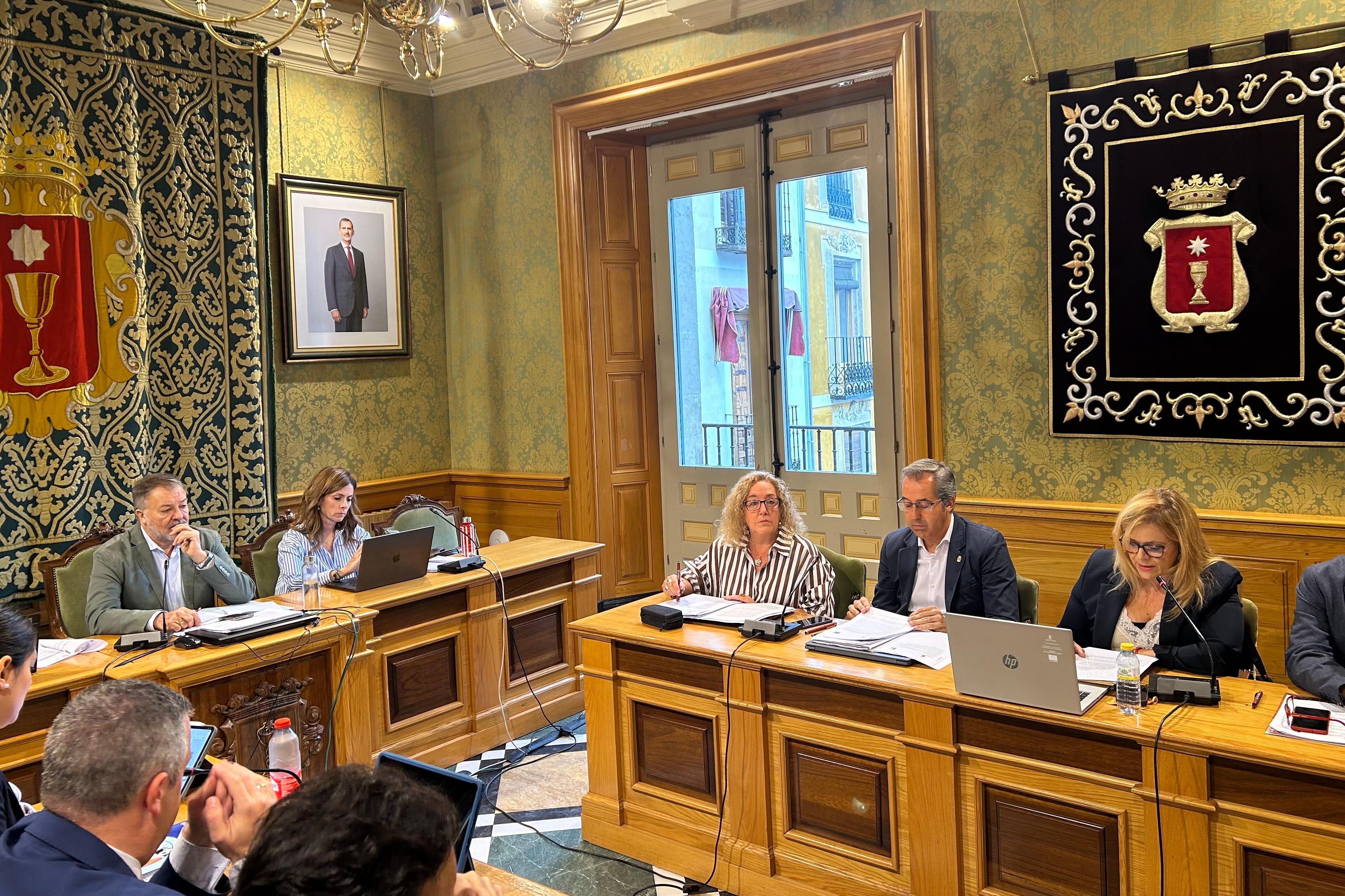 Maximino Pérez, nombrado Hijo Adoptivo de Cuenca Maximino Pérez, nombrado Hijo Adoptivo de Cuenca