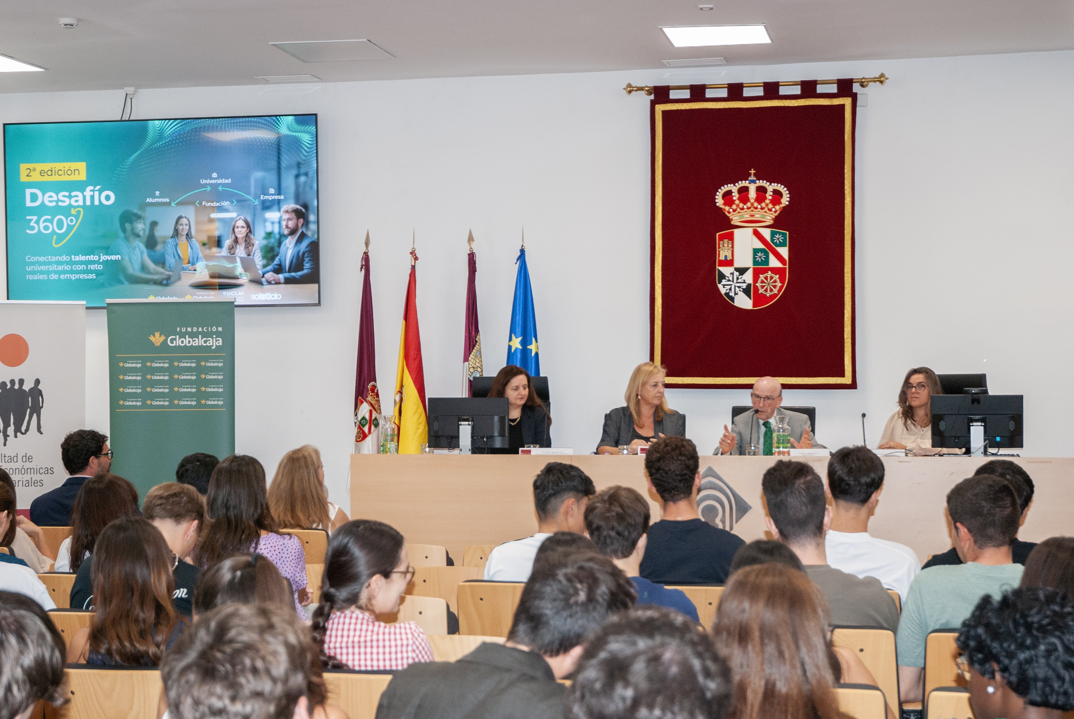 Fundación Globalcaja HXXII y UCLM unen a alumnado y empresas en Desafío 360º Fundación Globalcaja HXXII y UCLM unen a alumnado y empresas en Desafío 360º
