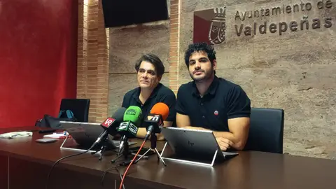 Concejales Unidas por Valdepeñas, David Casado y Alberto Parrilla Concejales Unidas por Valdepeñas, David Casado y Alberto Parrilla