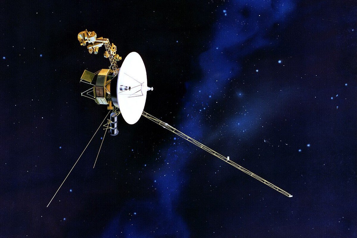 Voyager 1, a un día luz de nosotros Voyager 1, a un día luz de nosotros