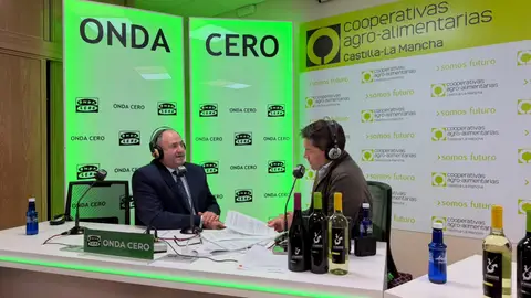 Entrevista a Julián Martínez Lizán, consejero de Agricultura de Castilla-La Mancha. Entrevista a Julián Martínez Lizán, consejero de Agricultura de Castilla-La Mancha.