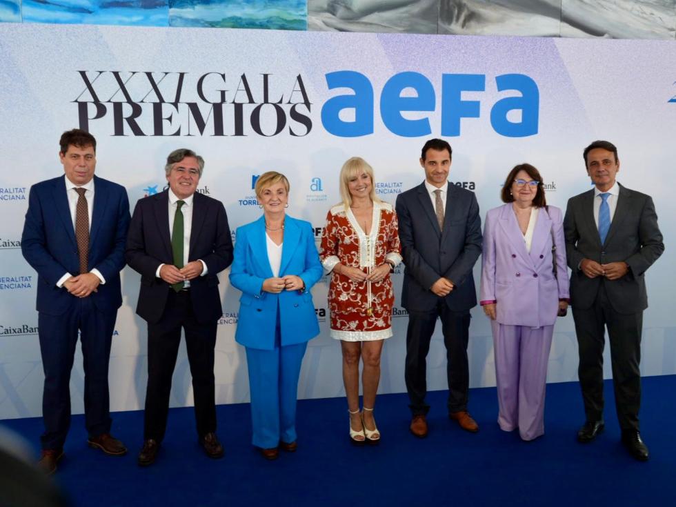 La Vega Baja reconoce el talento empresarial con premios, galas, jornadas y nuevas iniciativas para impulsar la economía comarcal La Vega Baja reconoce el talento empresarial con premios, galas, jornadas y nuevas iniciativas para impulsar la economía comarcal