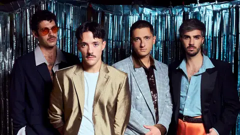 Arde Bogotá presenta su nuevo disco ‘Manufacturas del Club de la Gente Sola (MCGS)’ Arde Bogotá