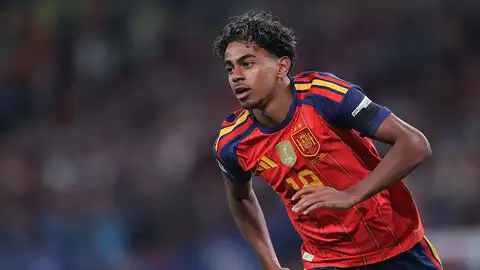 Lamine Yamal durante un partido con España Lamine Yamal durante un partido con España
