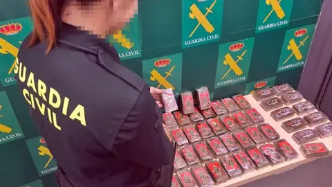 Seis detenidos por tráfico de drogas durante el fin de semana en varias localidades pacenses Seis detenidos por tráfico de drogas durante el fin de semana en varias localidades pacenses