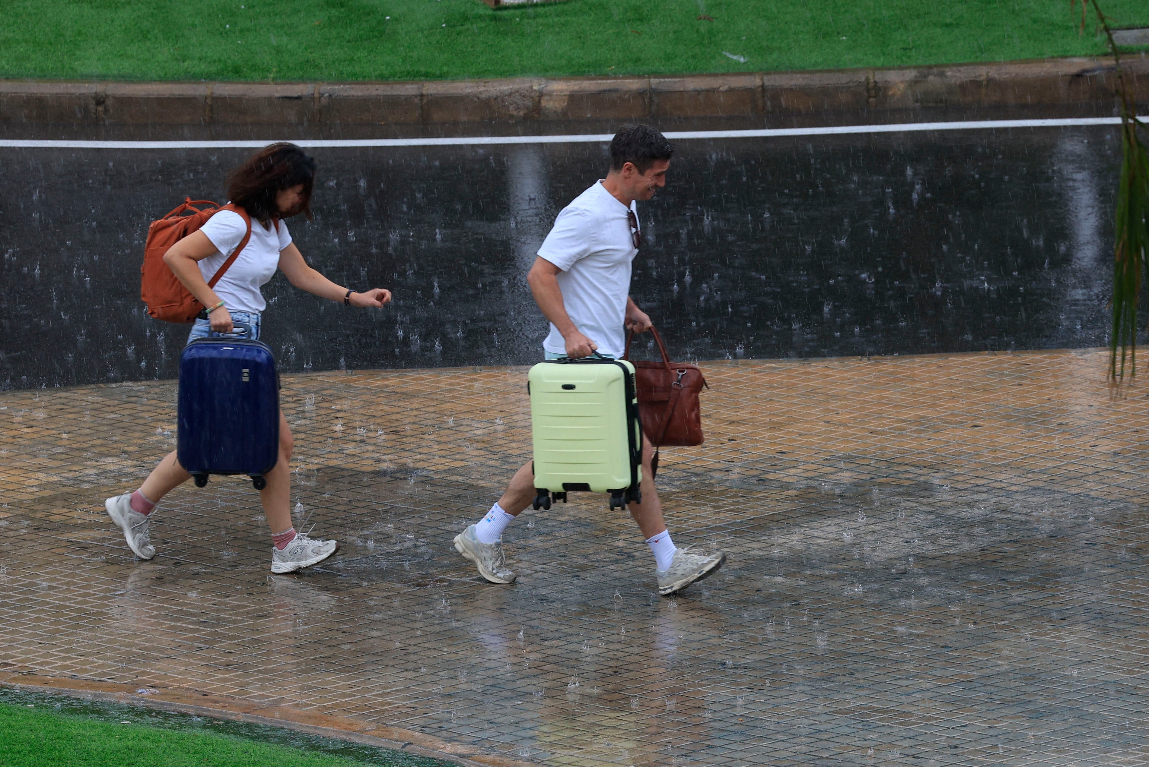 Aviso naranja este jueves por lluvias de 50 litros en una hora Aviso naranja este jueves por lluvias de 50 litros en una hora