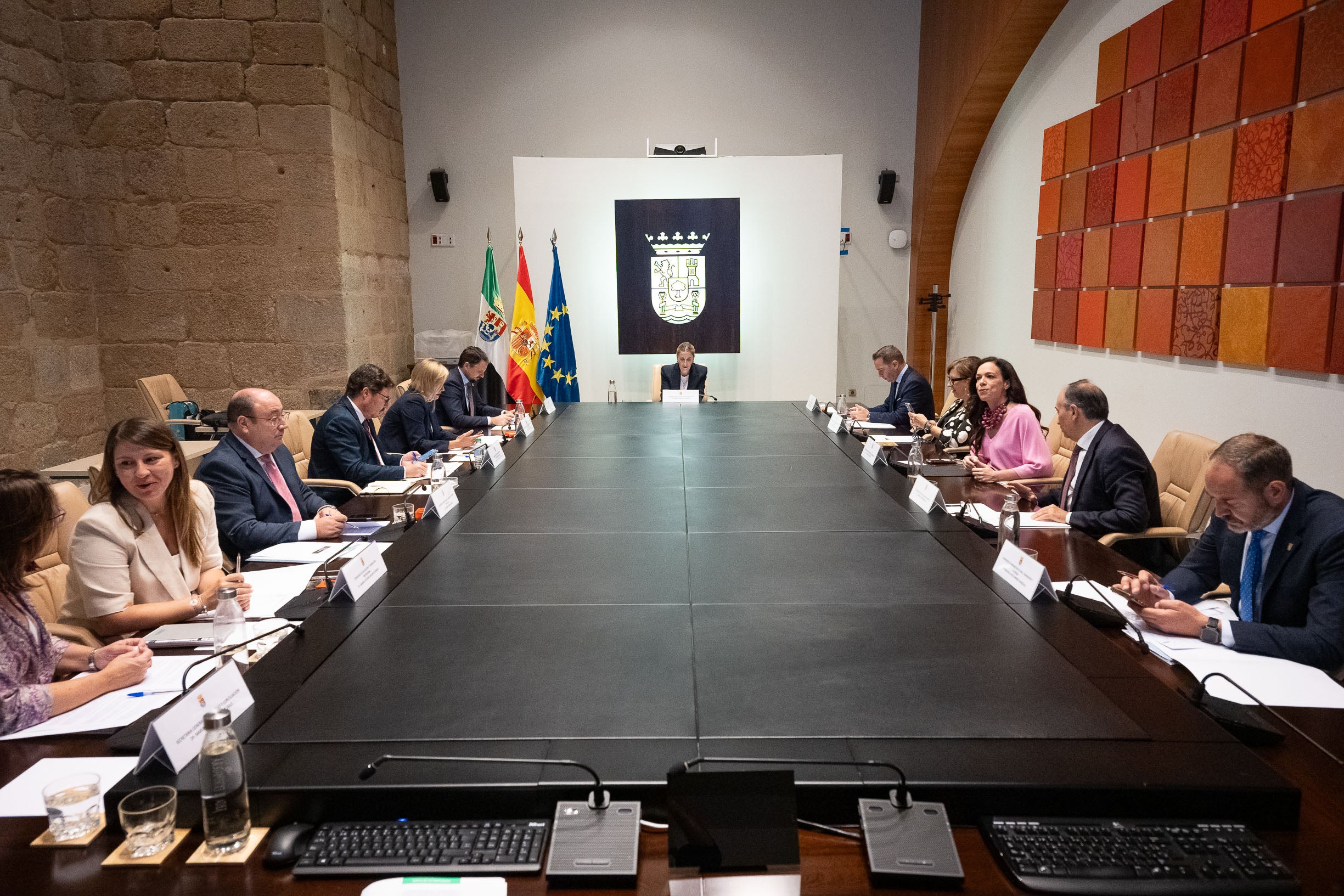 La Junta invierte más de 10 millones de euros en equipos de última generación para intervenciones de neurocirugía del SES La Junta invierte más de 10 millones de euros en equipos de última generación para intervenciones de neurocirugía del SES