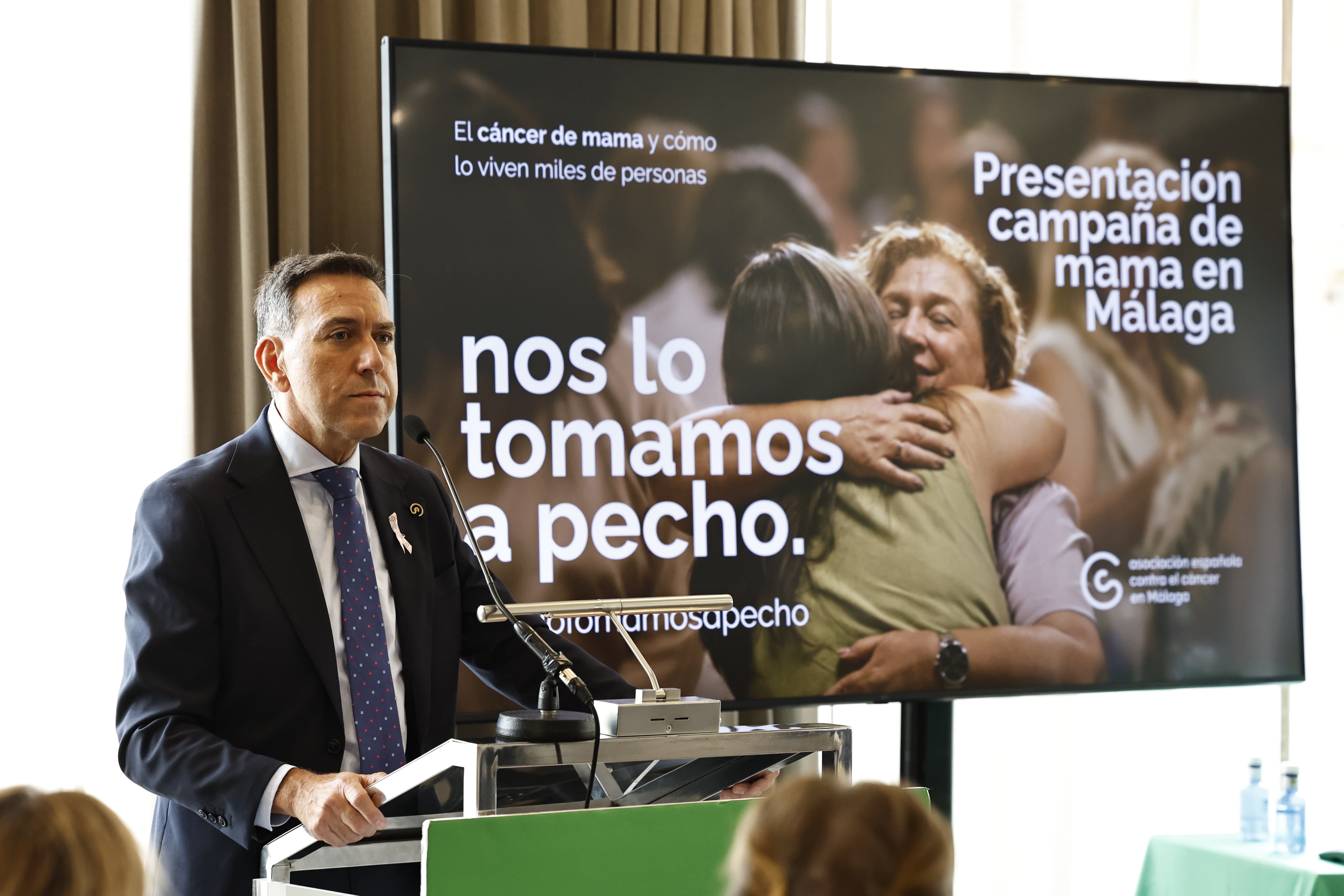 Las mujeres con cáncer de mama reclaman sentirse cuidadas, escuchadas e informadas y participar durante todo el proceso de la enfermedad Las mujeres con cáncer de mama reclaman sentirse cuidadas, escuchadas e informadas y participar durante todo el proceso de la enfermedad