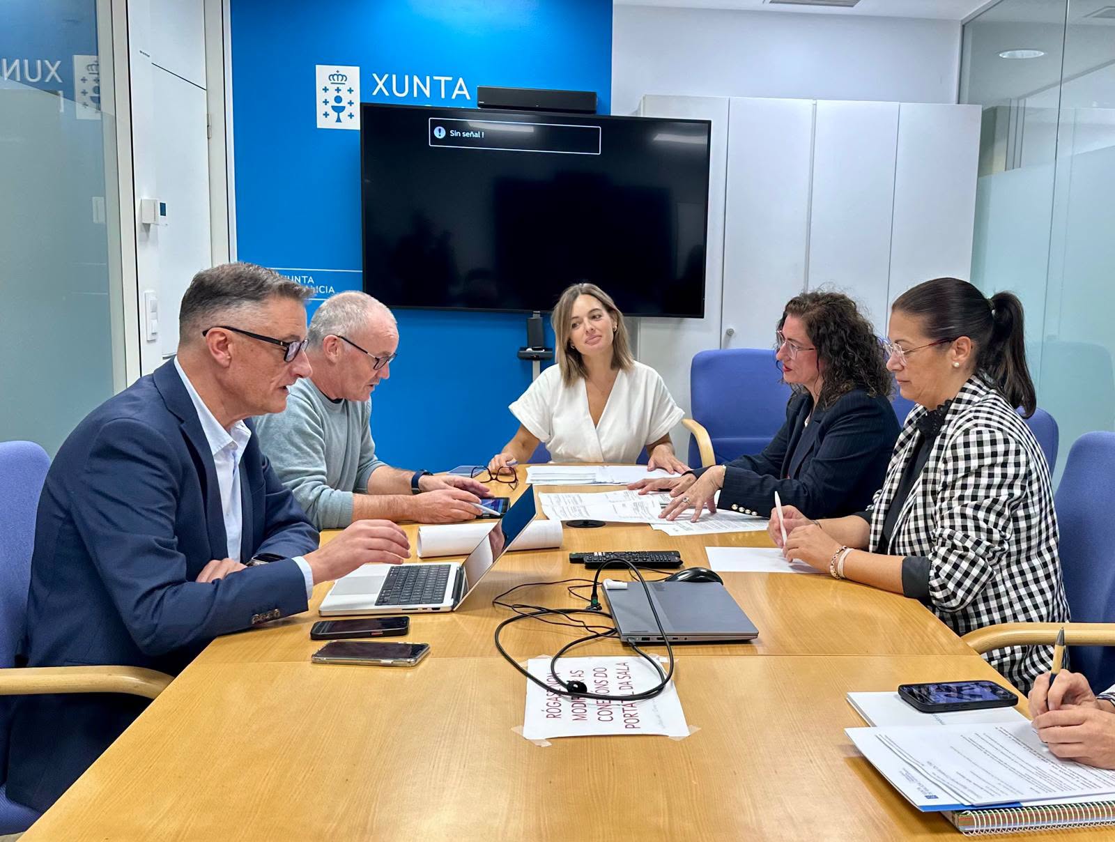 El Ayuntamiento de Santiago presentará un estudio de costes sobre la ampliación de la red de transporte hasta Os Tilos El Ayuntamiento de Santiago presentará un estudio de costes sobre la ampliación de la red de transporte hasta Os Tilos