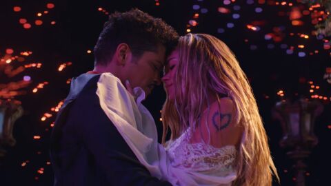 Bruno Mars en el videoclip de 'Dance With Me'