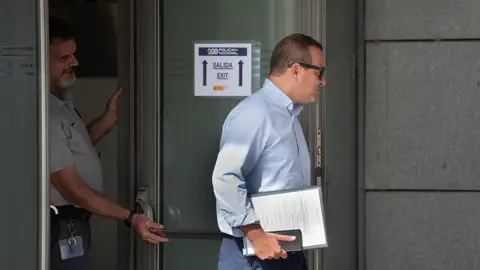 Gonzalo Sanz, exjefe de gabinete del exdelegado de Gobierno en Ceuta, tras su declaración en la Audiencia Nacional. Gonzalo Sanz, exjefe de gabinete del exdelegado de Gobierno en Ceuta, tras su declaración en la Audiencia Nacional.