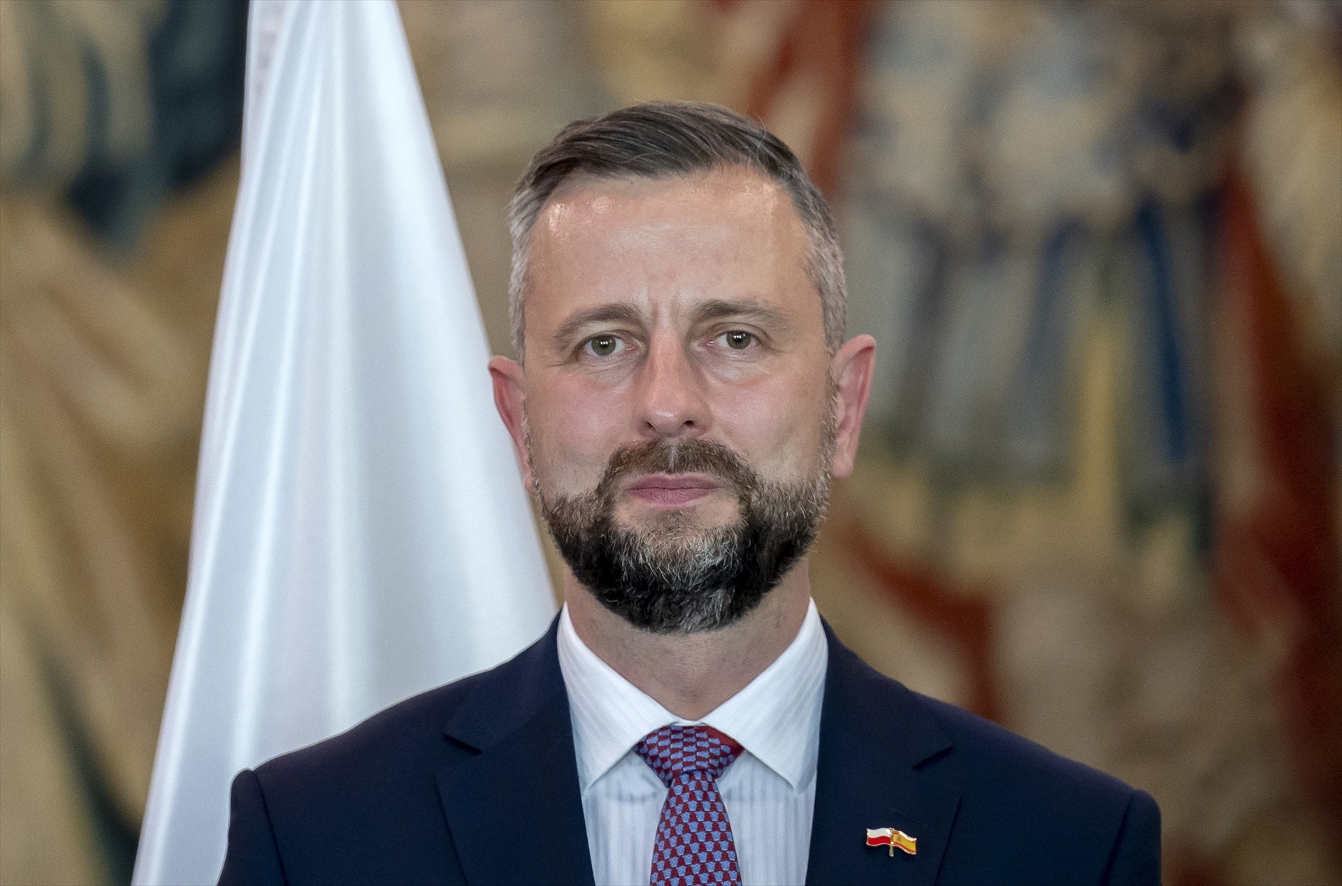Portada de La Brújula