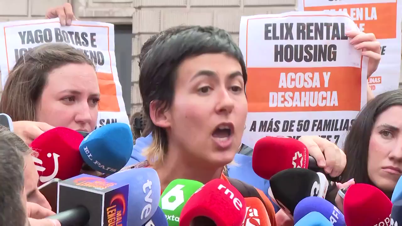 El Sindicato de Inquilinas mantiene finalmente la acampada de Sol tras caer los decretos de vivienda: "Esto es imparable" El Sindicato de Inquilinas mantiene finalmente la acampada de Sol tras caer los decretos de vivienda: "Esto es imparable"
