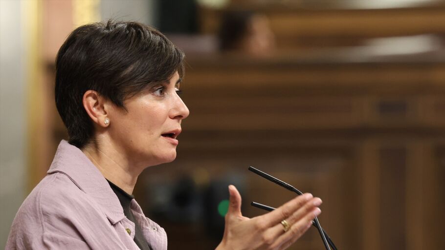 La ministra de Vivienda, Isabel Rodr&iacute;guez