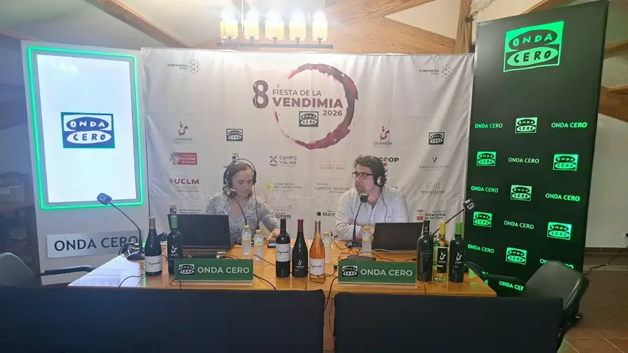 Pablo Rodríguez y Soledad de Juan durante el programa especial de Onda Agraria desde El Provencio Pablo Rodríguez y Soledad de Juan durante el programa especial de Onda Agraria desde El Provencio