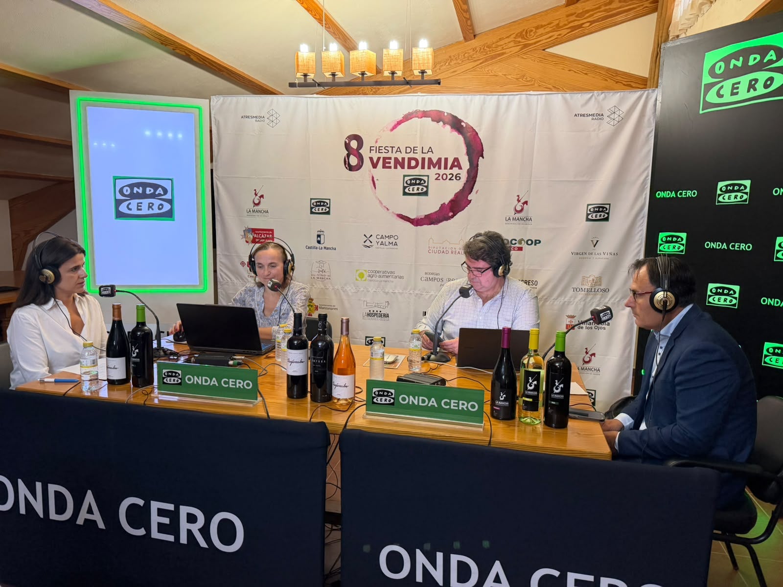 Carlos David Bonilla, presidente de la D.O. La Mancha y de Bodegas Campos Reales: "La bodega actúa como motor de desarrollo rural en esta población" Carlos David Bonilla, presidente de la D.O. La Mancha y de Bodegas Campos Reales: "La bodega actúa como motor de desarrollo rural en esta población"