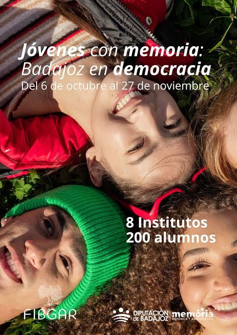 El proyecto 'Jóvenes con Memoria' recorre desde el martes ocho institutos de la provincia de Badajoz El proyecto 'Jóvenes con Memoria' recorre desde el martes ocho institutos de la provincia de Badajoz