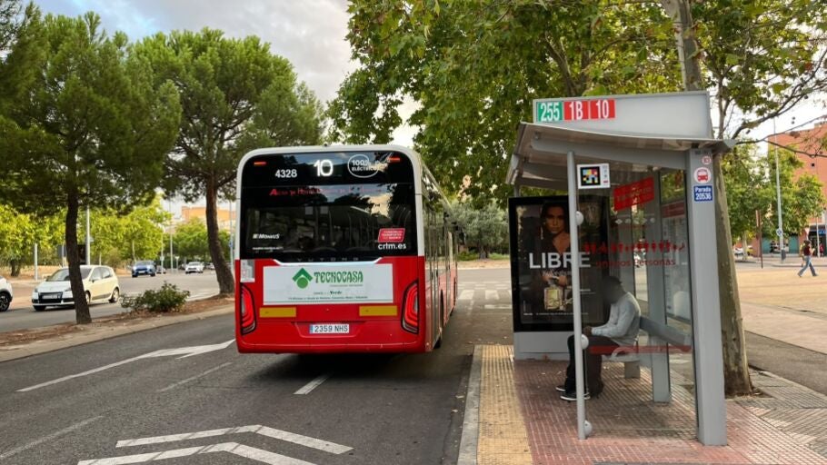 Autob&uacute;s urbano de la l&iacute;nea 10 de Alcal&aacute; de Henares