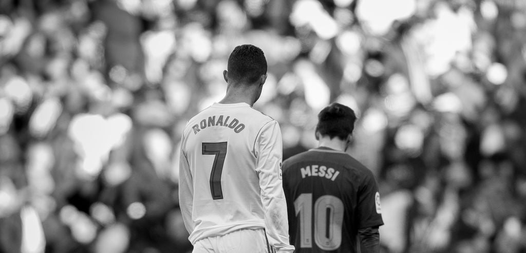 Edu Pidal: "En Portugal parecen jugar aliviados sin la mochila de una leyenda y en Argentina se preguntan qué será de ellos sin Messi" Edu Pidal: "En Portugal parecen jugar aliviados sin la mochila de una leyenda y en Argentina se preguntan qué será de ellos sin Messi"