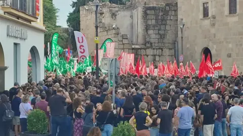 CSIF, UGT y CCOO promueven la mediación para la equiparación salarial como paso previo a la huelga CSIF, UGT y CCOO promueven la mediación para la equiparación salarial como paso previo a la huelga