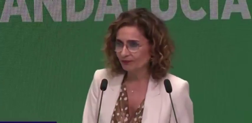 Montero señala contra quién va la huelga general por la vivienda: "Se convoca contra la oposición" Montero señala contra quién va la huelga general por la vivienda: "Se convoca contra la oposición"